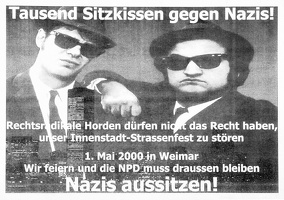 Tausend Sitzkissen gegen Nazis